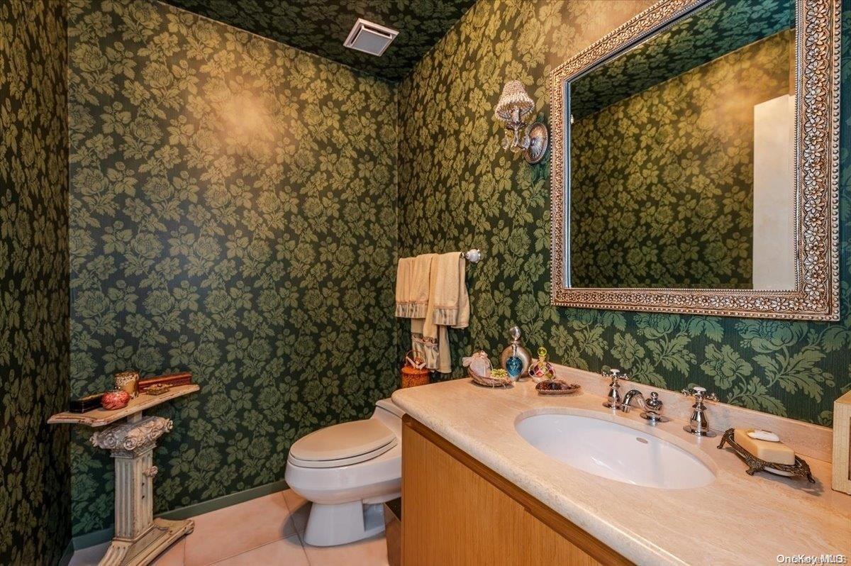 Single Family Beech  Nassau County, NY 11509, MLS-L3567157-12