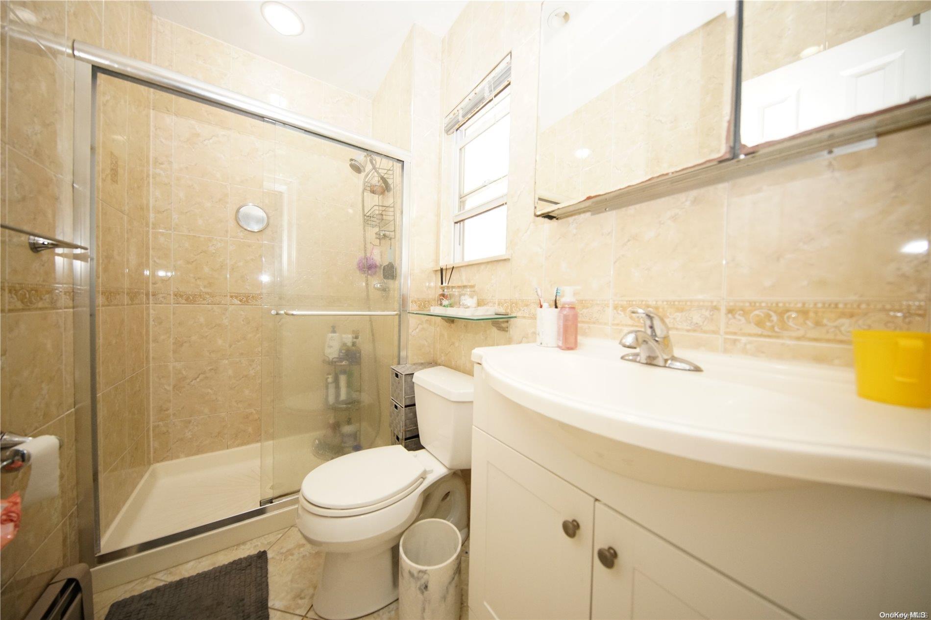 Single Family 124th  Queens, NY 11356, MLS-L3567211-7