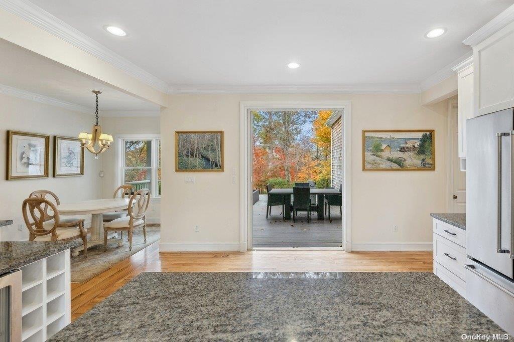 Single Family Cedar Point  Suffolk County, NY 11963, MLS-L3567359-20