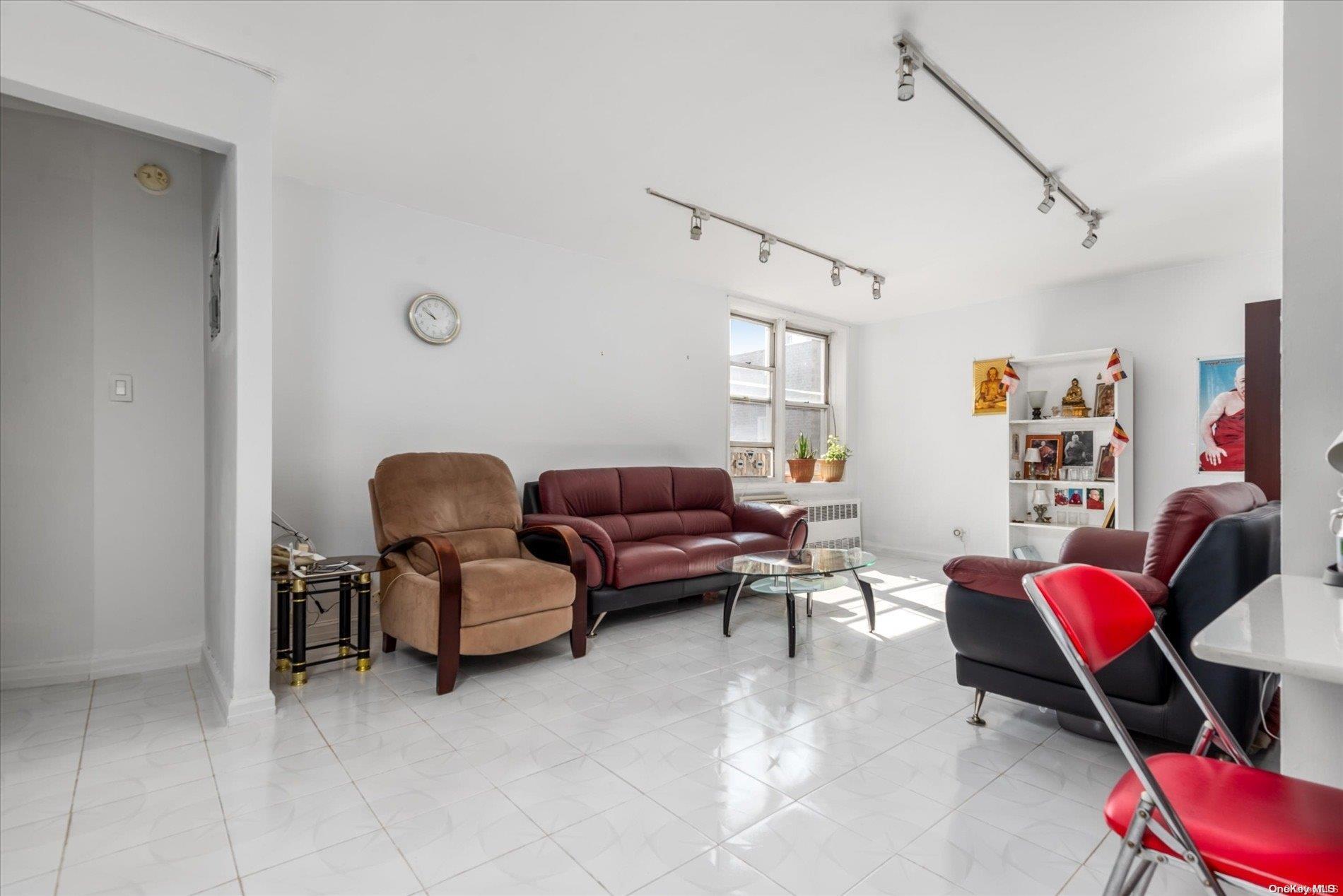 Coop Avenue W  Brooklyn, NY 11223, MLS-L3567405-3