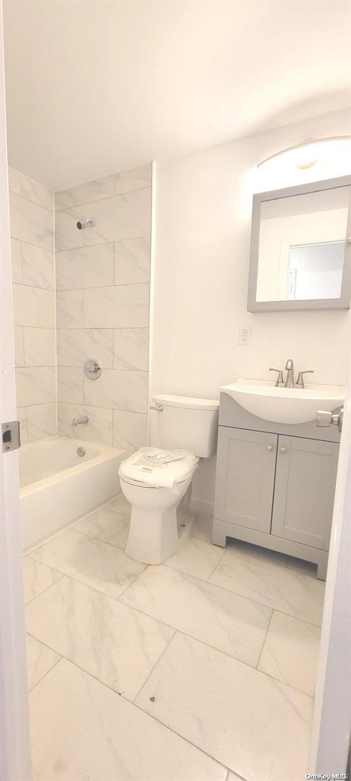 Single Family Avenue K  Brooklyn, NY 11236, MLS-L3568177-24