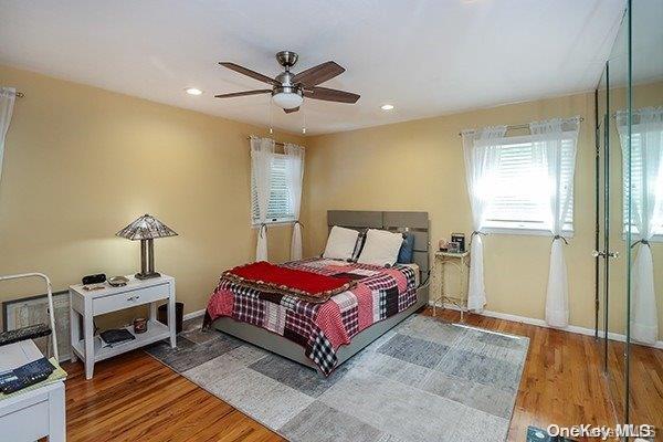 Single Family Brookfield  Nassau County, NY 11040, MLS-L3568680-17