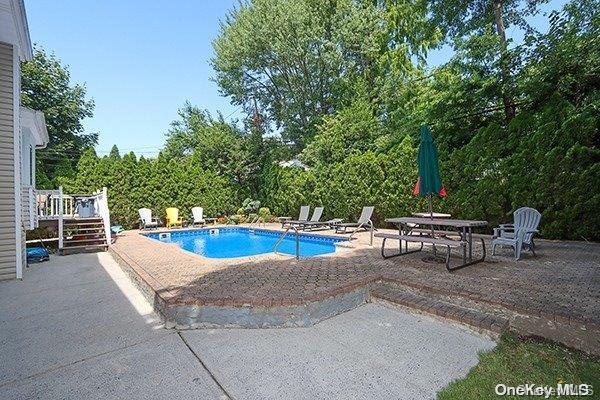 Single Family Brookfield  Nassau County, NY 11040, MLS-L3568680-26