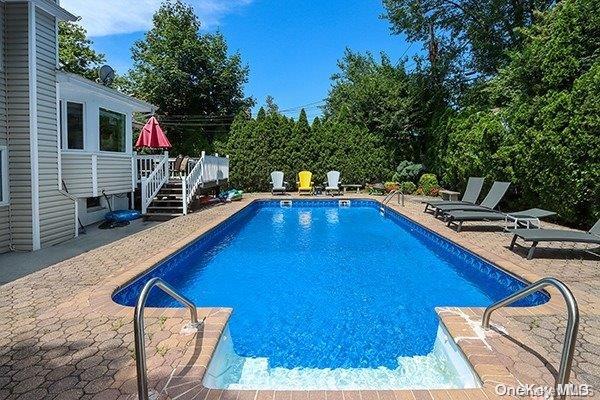 Single Family Brookfield  Nassau County, NY 11040, MLS-L3568680-27