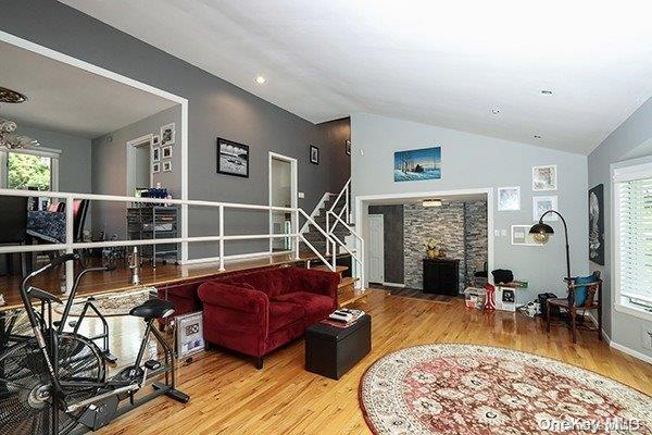 Single Family Brookfield  Nassau County, NY 11040, MLS-L3568680-6