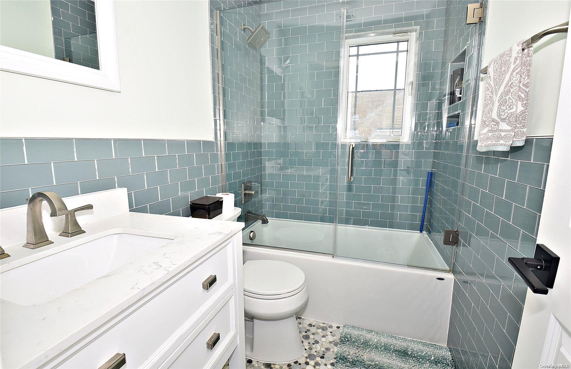 Single Family Fulton  Nassau County, NY 11561, MLS-L3568772-32