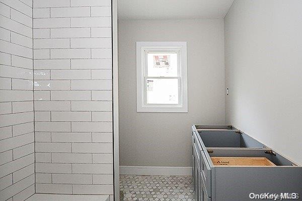 Single Family Berkshire  Nassau County, NY 11570, MLS-L3568796-17