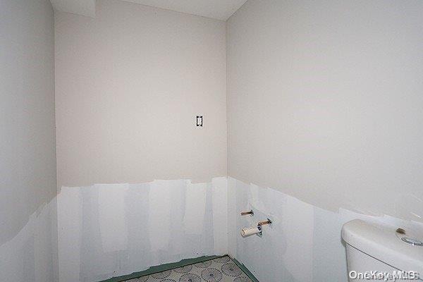 Single Family Berkshire  Nassau County, NY 11570, MLS-L3568796-9