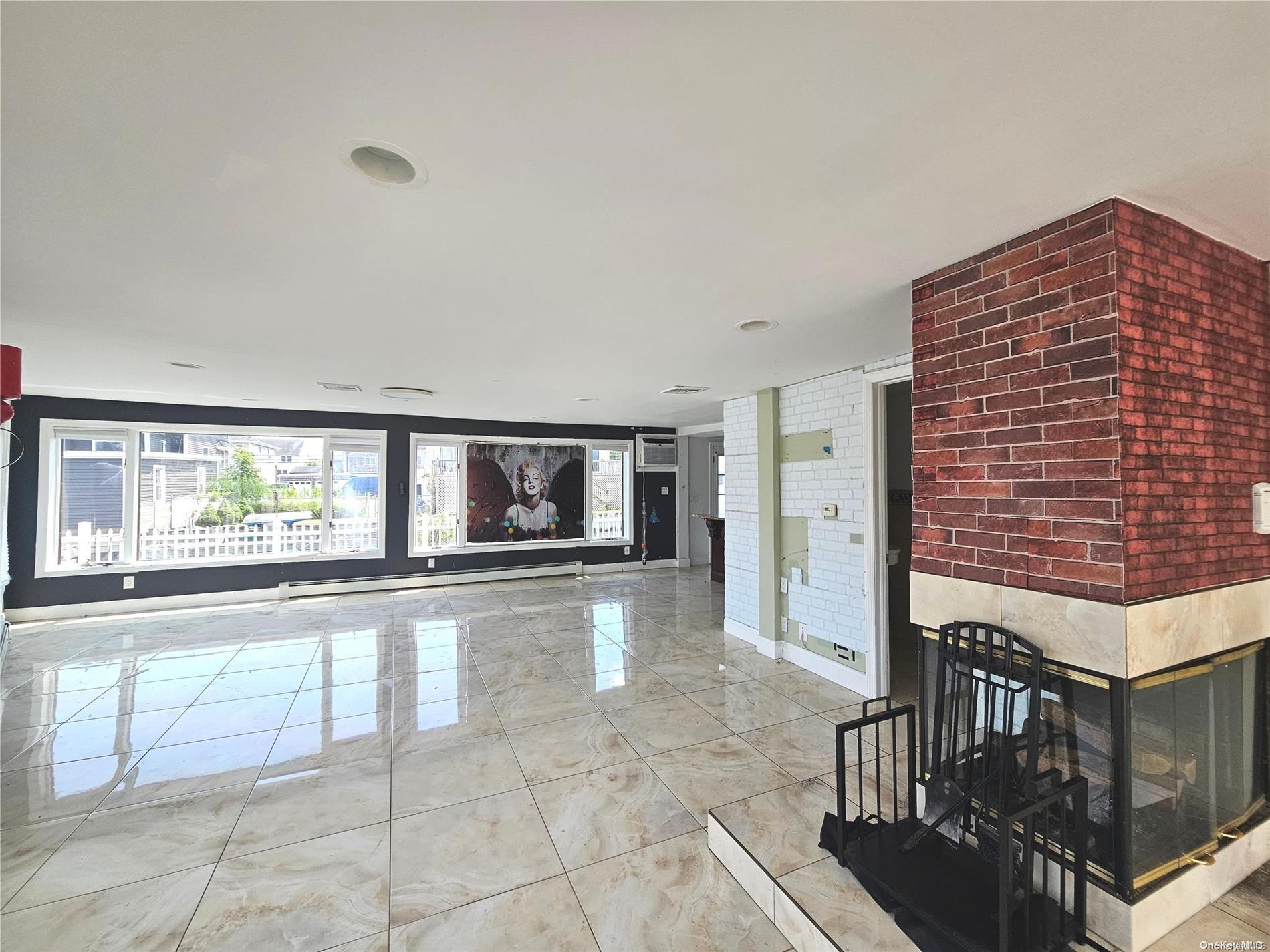 Single Family Van Buren  Nassau County, NY 11510, MLS-L3568968-11
