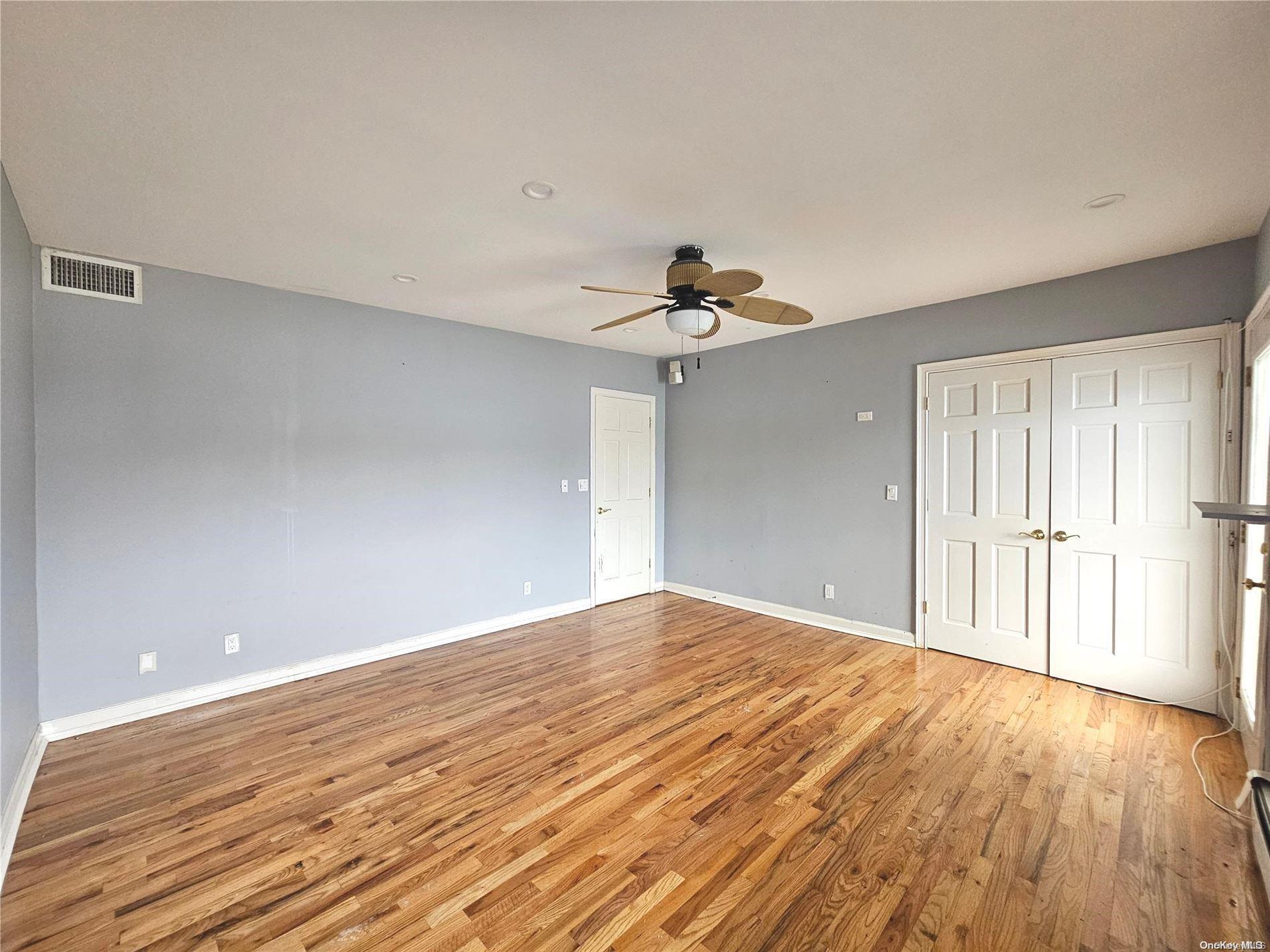 Single Family Van Buren  Nassau County, NY 11510, MLS-L3568968-21