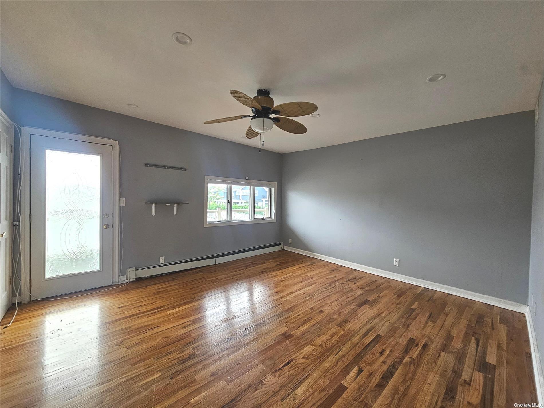 Single Family Van Buren  Nassau County, NY 11510, MLS-L3568968-22