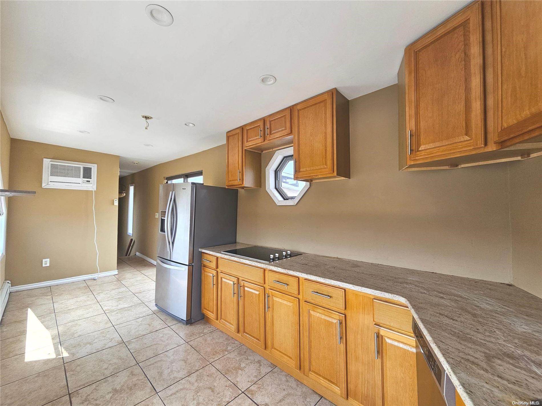 Single Family Van Buren  Nassau County, NY 11510, MLS-L3568968-26