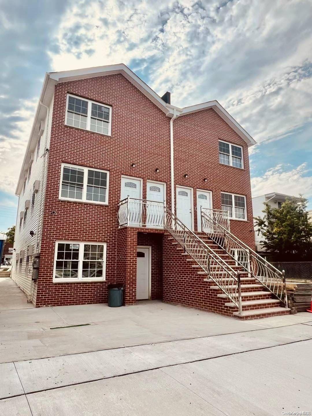 Single Family Underhill Ave  Bronx, NY 10473, MLS-L3569121-4