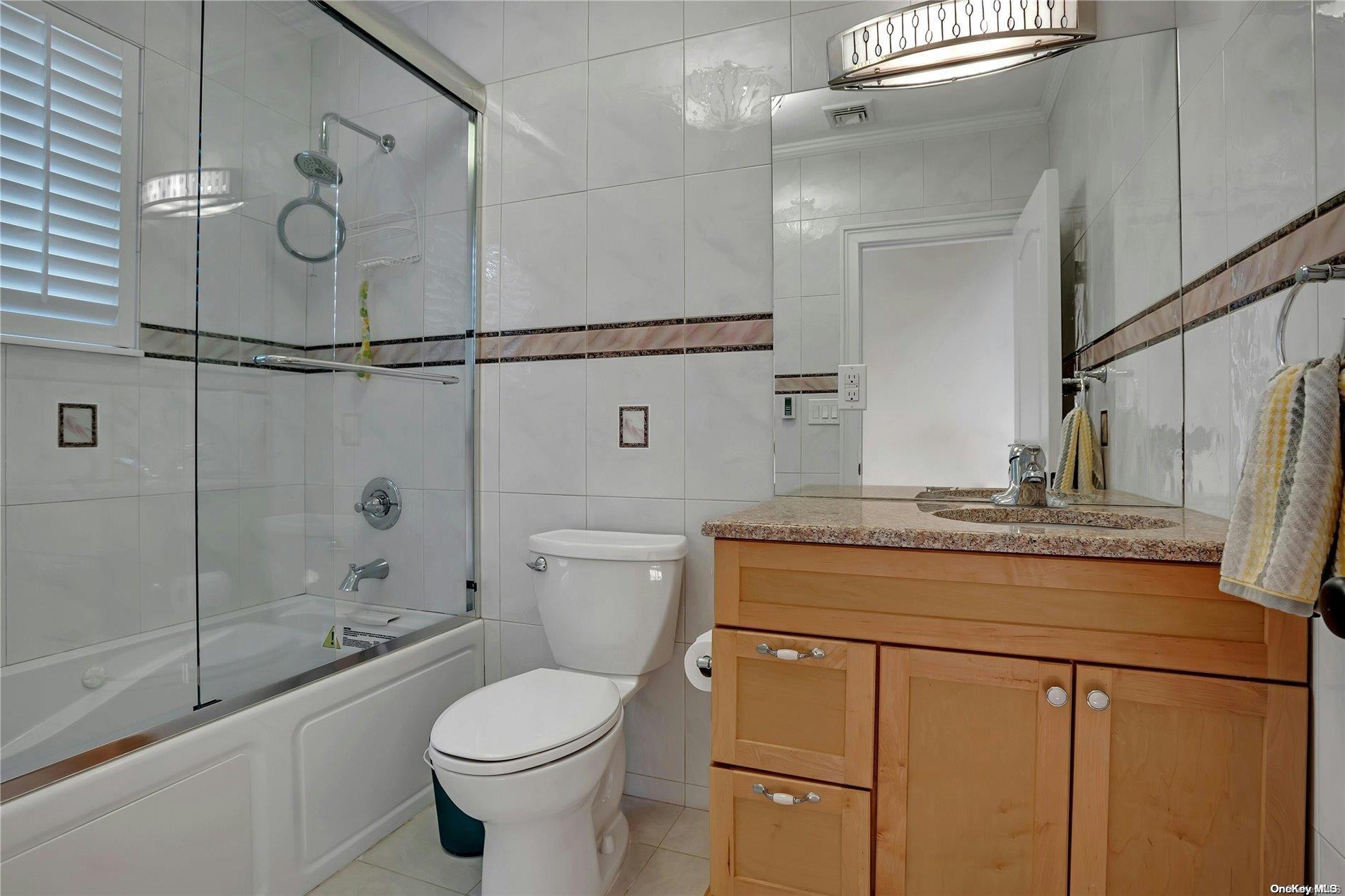 Single Family Boulevard  Queens, NY 11357, MLS-L3569142-27