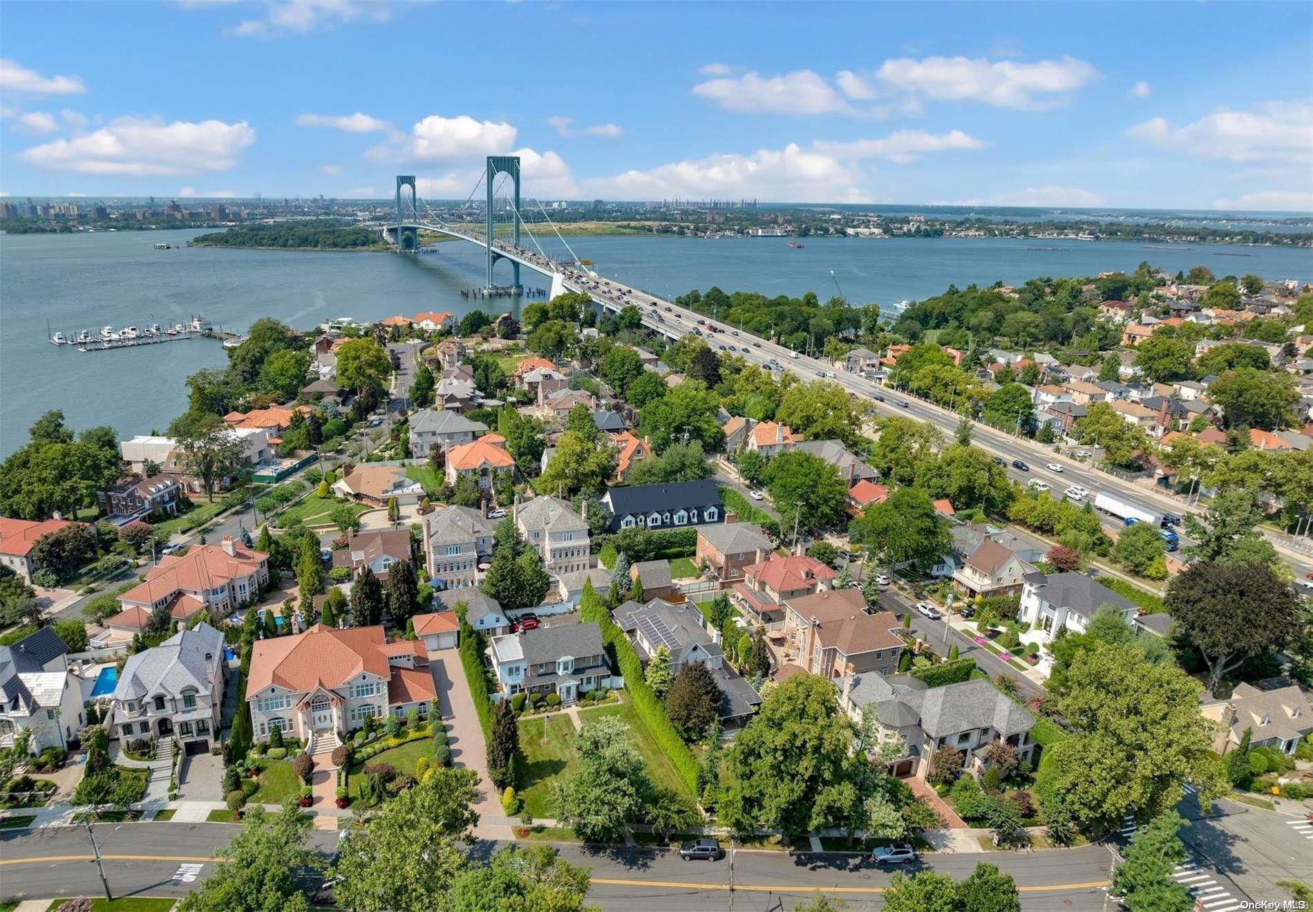 Single Family Boulevard  Queens, NY 11357, MLS-L3569142-35
