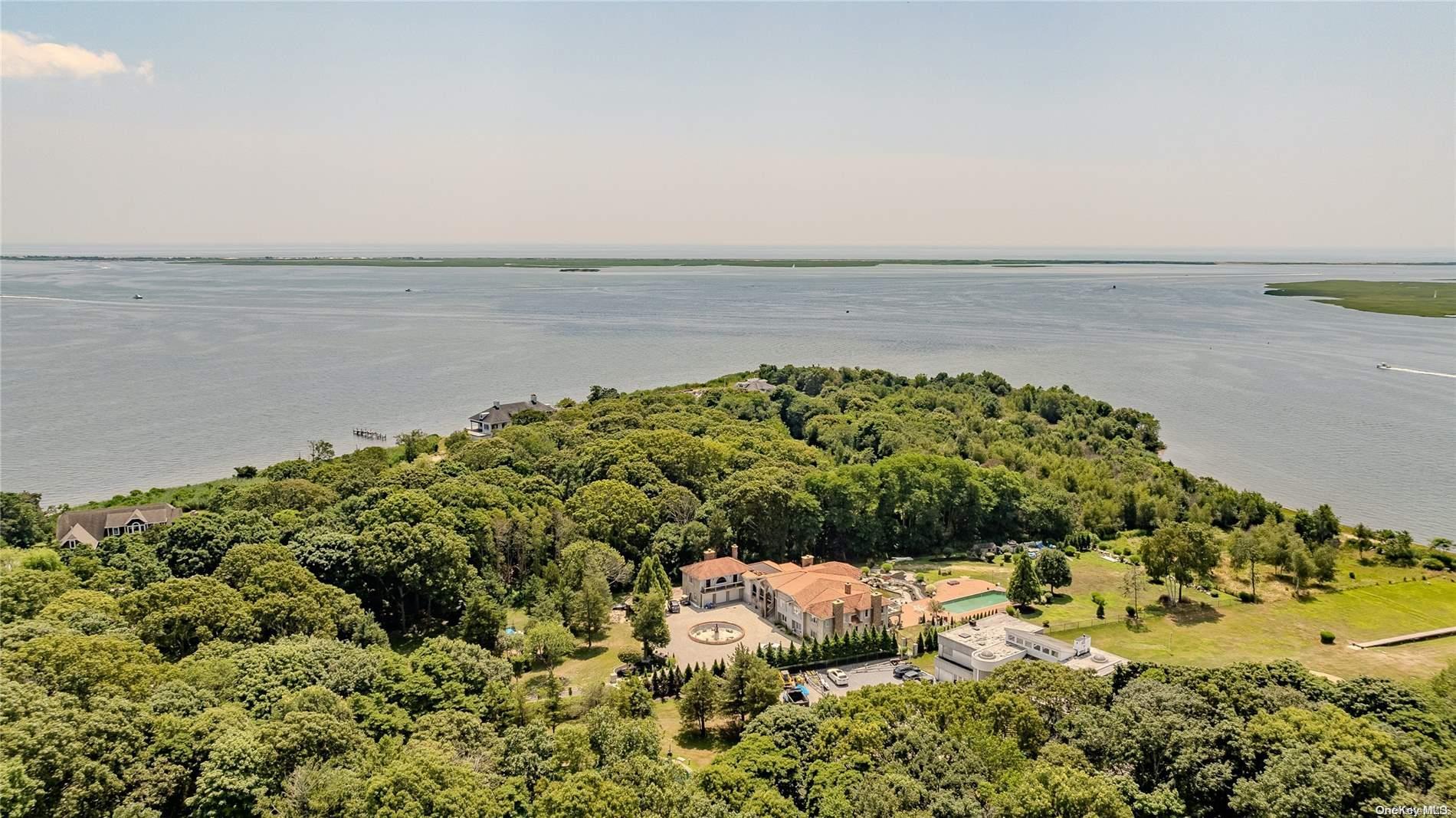 Single Family Old Neck  Suffolk County, NY 11934, MLS-L3569309-2