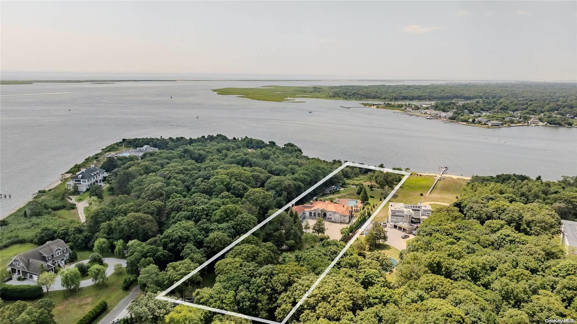 Single Family Old Neck  Suffolk County, NY 11934, MLS-L3569309-34
