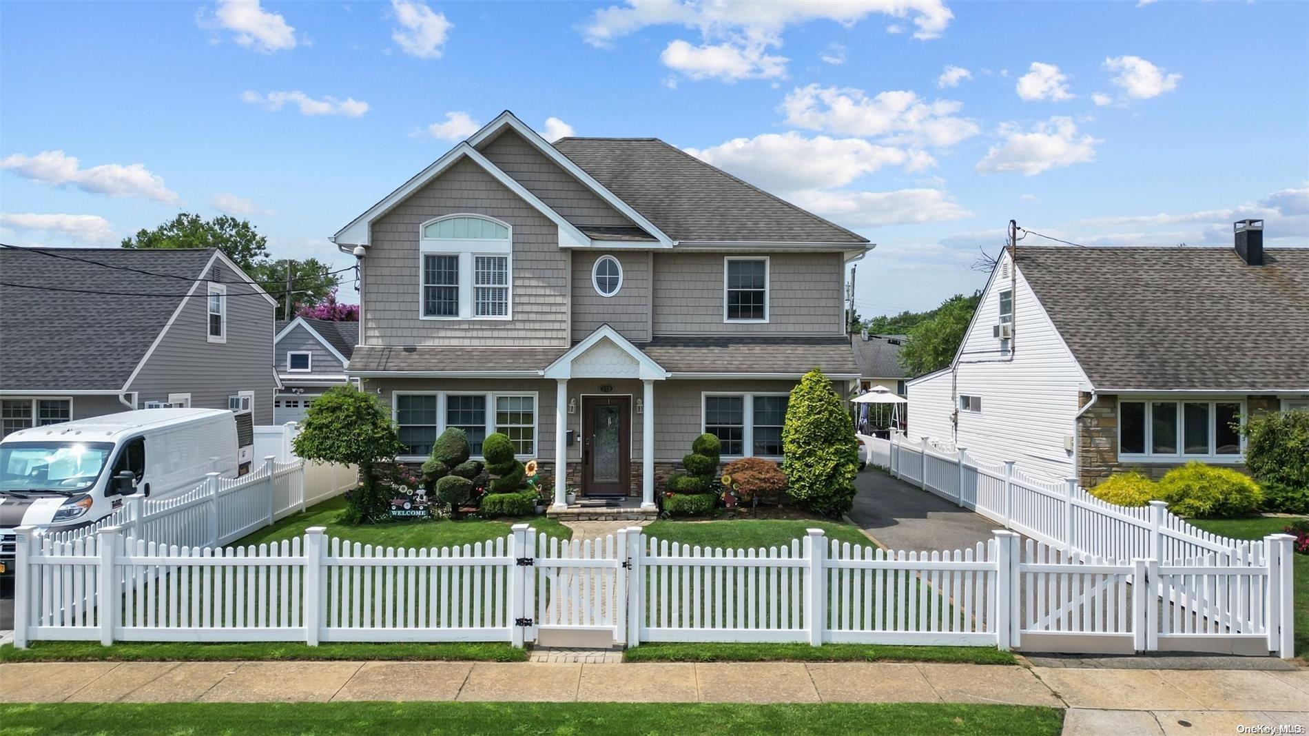 Single Family Sunrise  Nassau County, NY 11710, MLS-L3569391-28