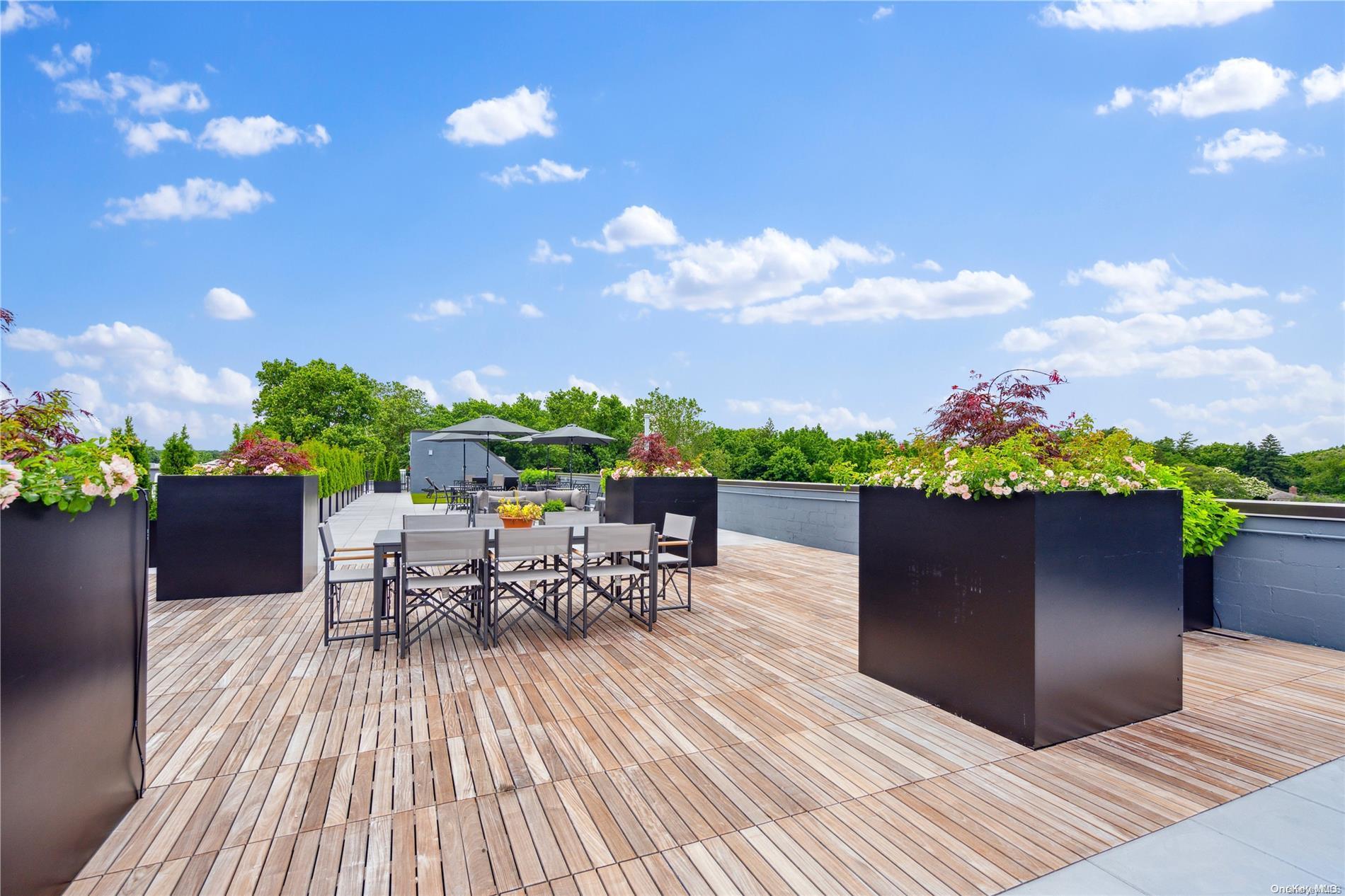 Condo Middle Neck  Nassau County, NY 11021, MLS-L3569436-16
