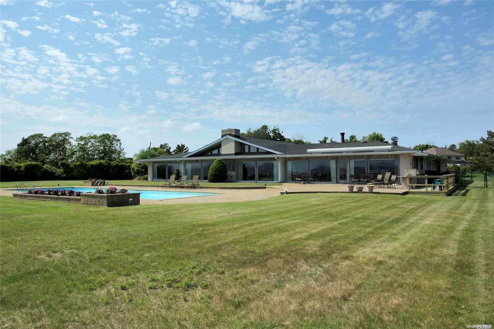 Single Family Saxon  Suffolk County, NY 11706, MLS-L3569659-22