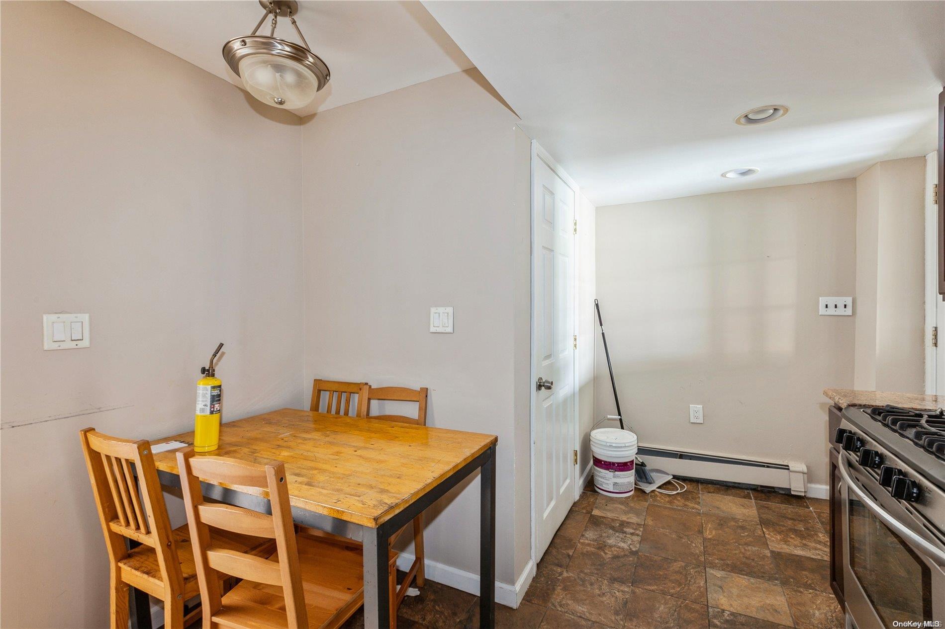 Single Family South  Nassau County, NY 11783, MLS-L3569713-8