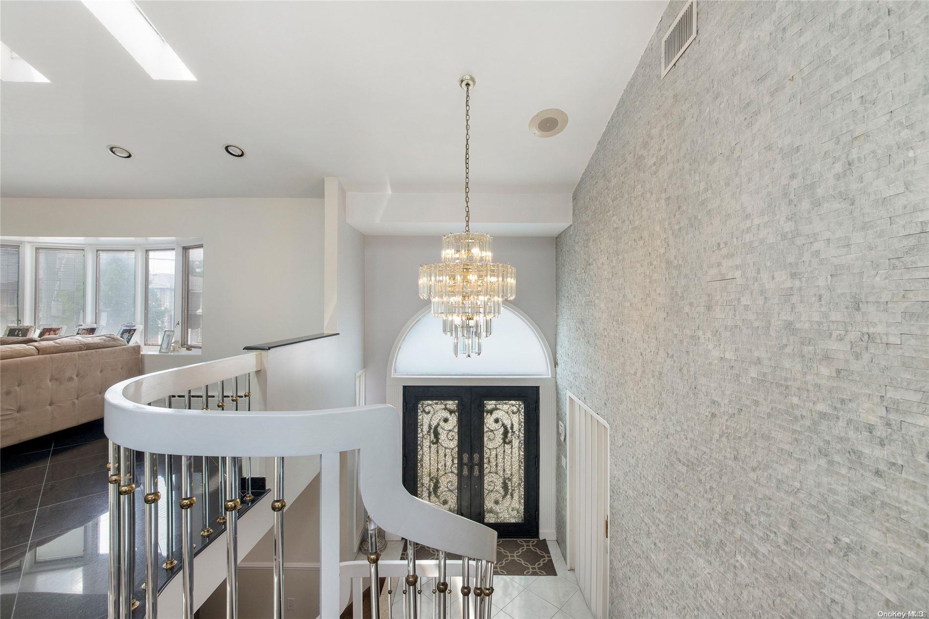 Single Family 91st  Queens, NY 11414, MLS-L3569907-11