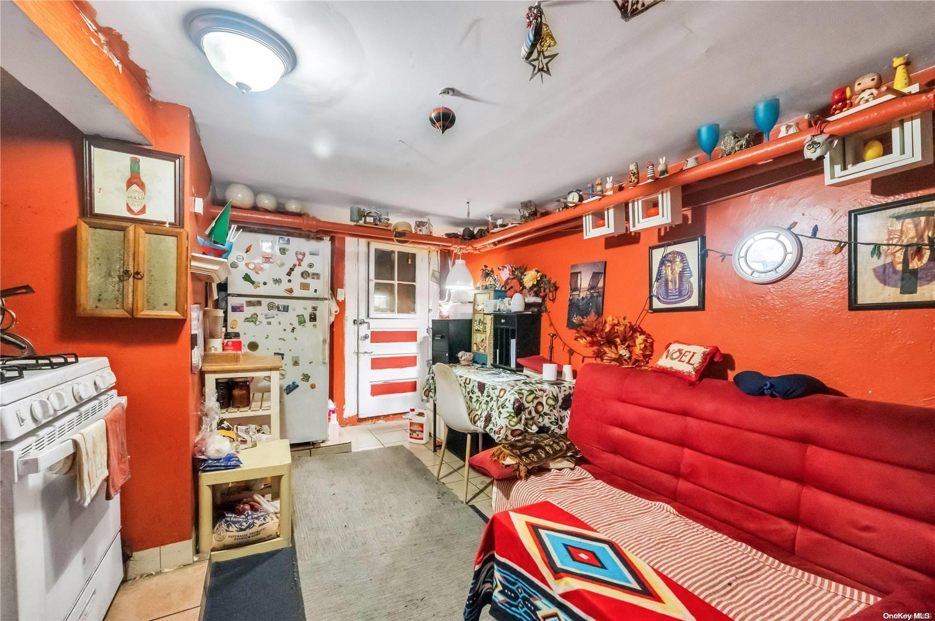 Single Family 12th  Queens, NY 11106, MLS-L3570030-5