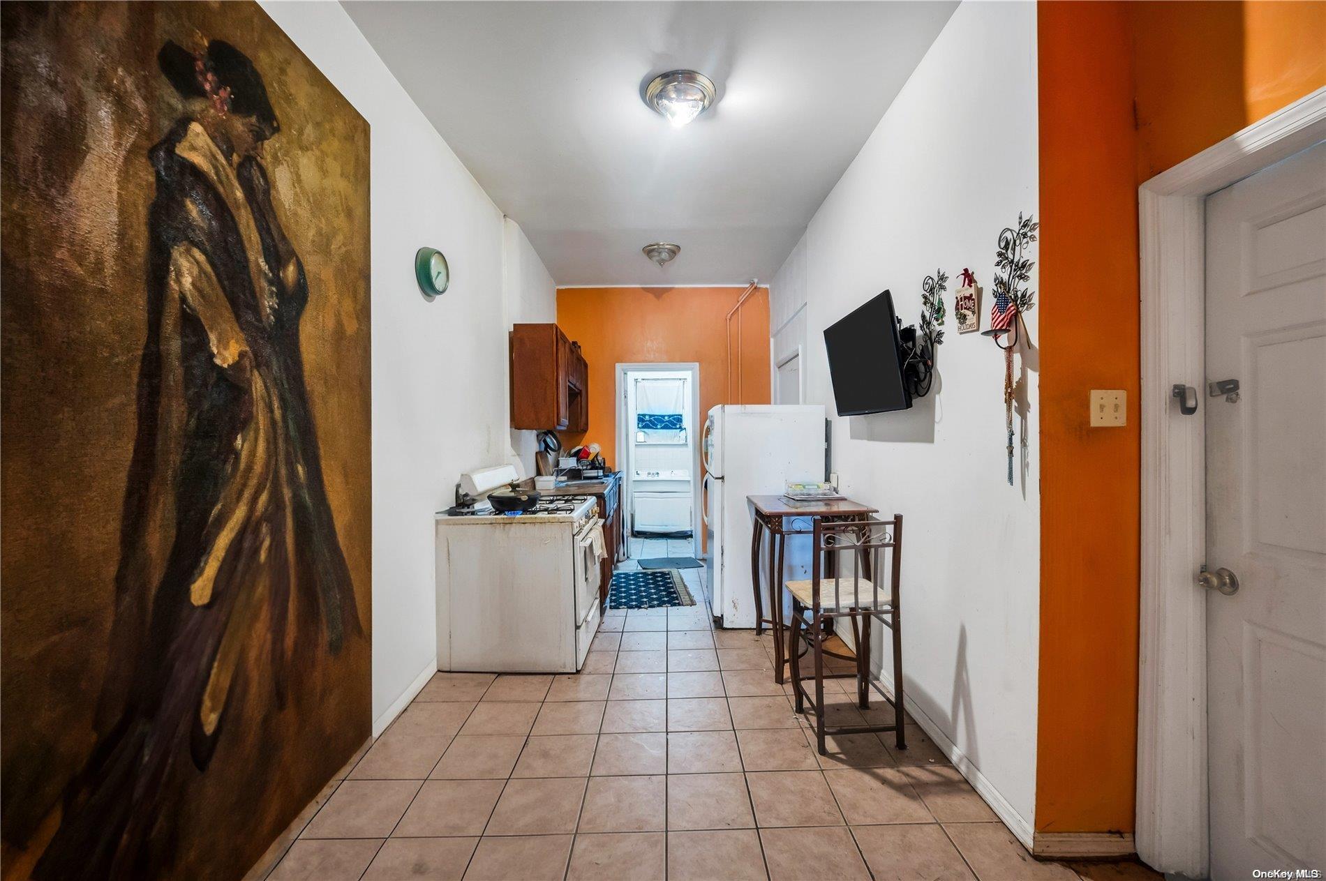 Single Family 12th  Queens, NY 11106, MLS-L3570030-7