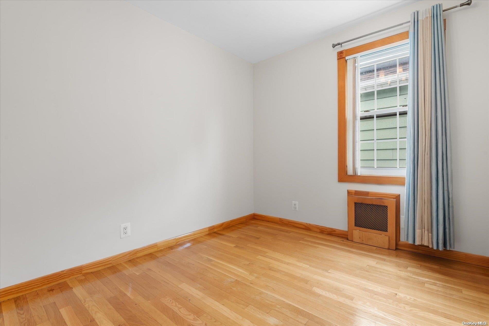 Single Family 121st  Queens, NY 11420, MLS-L3570043-21