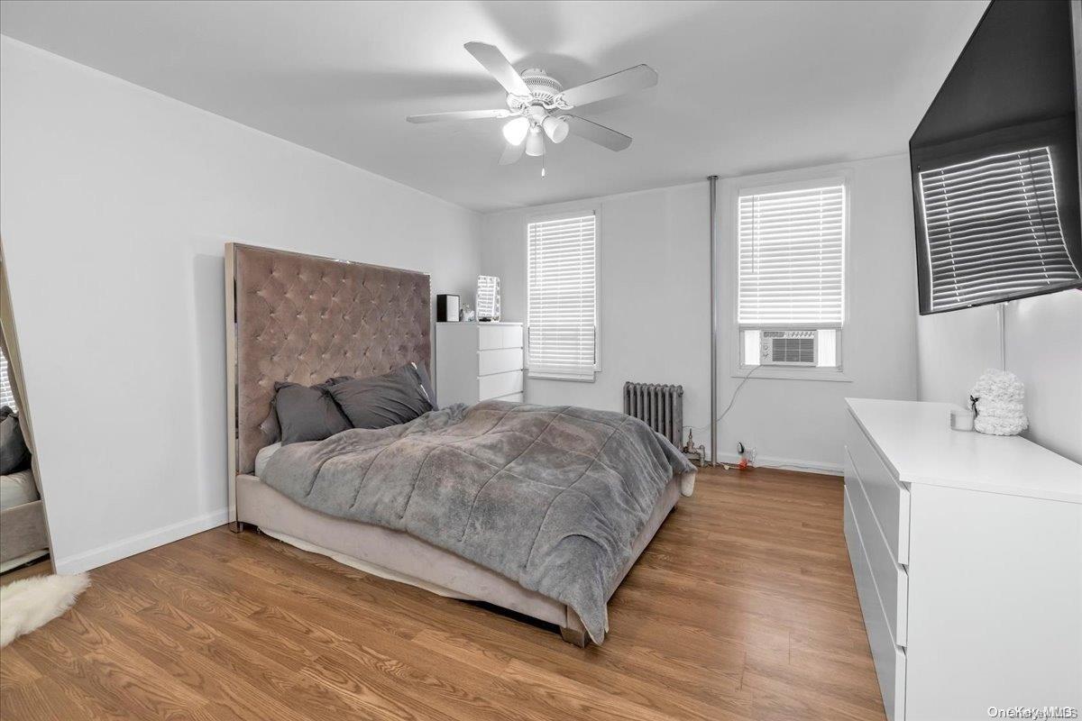 Single Family 15th  Queens, NY 11356, MLS-L3570107-7