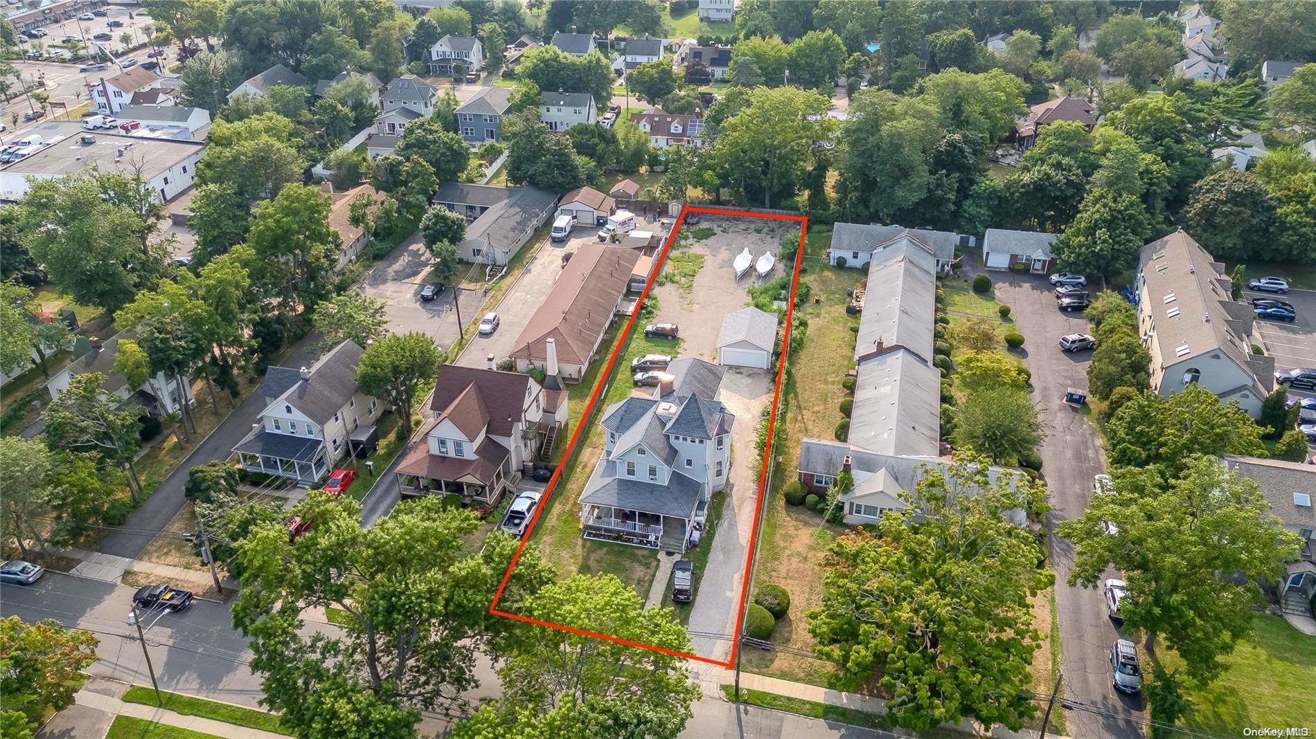 Single Family Park  Suffolk County, NY 11701, MLS-L3570613-13