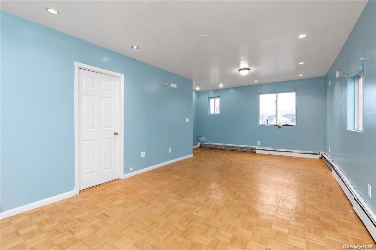 Single Family Farmers  Queens, NY 11434, MLS-L3570897-4
