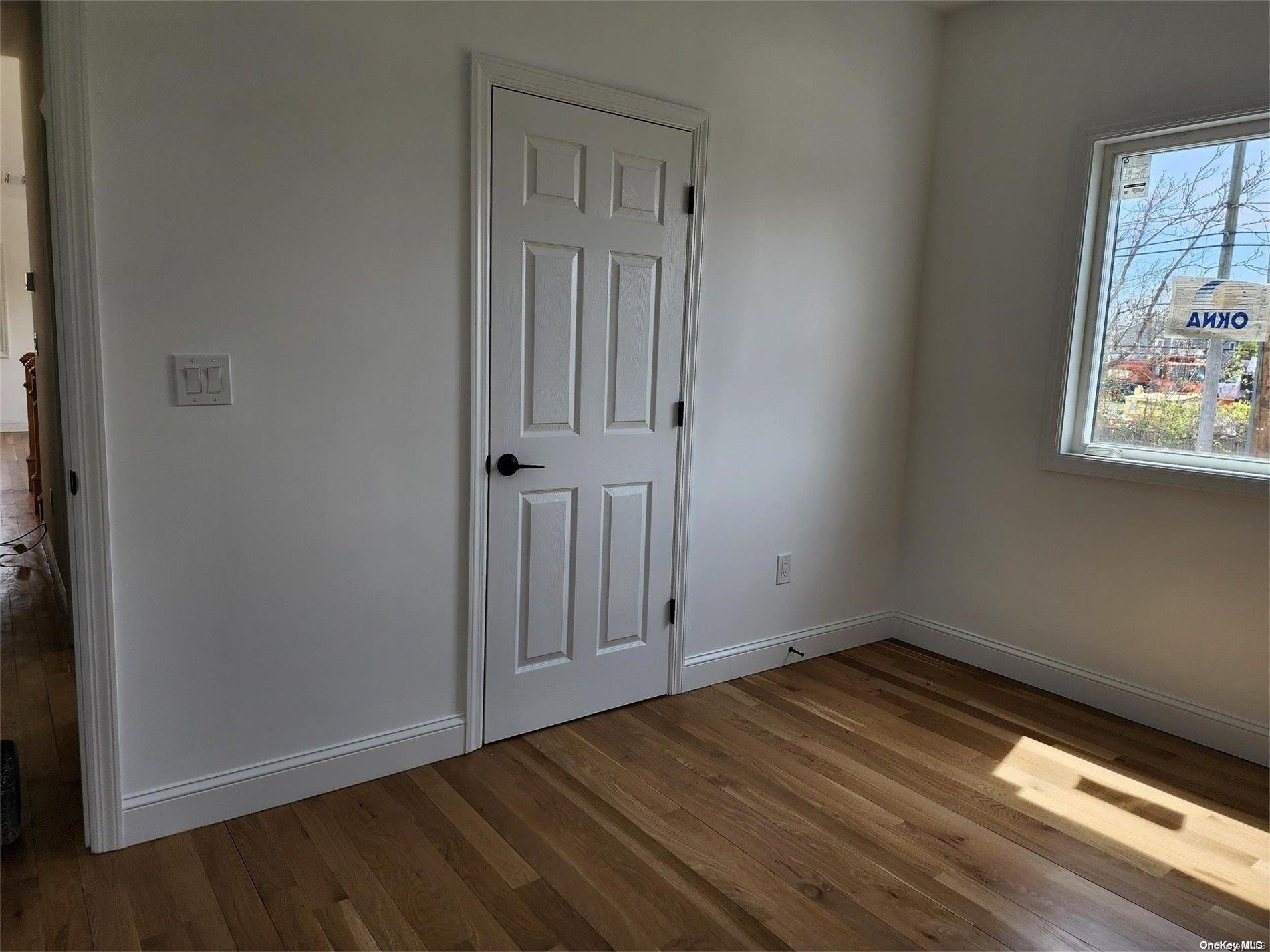 Single Family Harrison  Suffolk County, NY 11706, MLS-L3570901-15