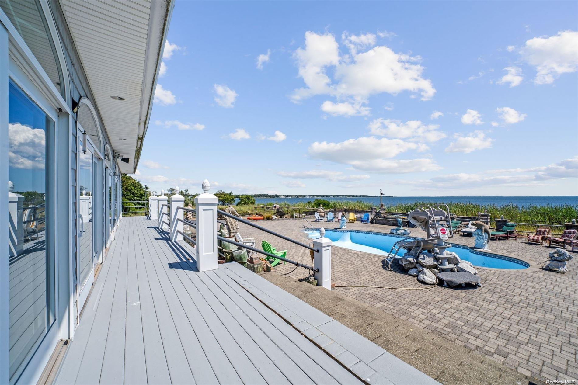 Single Family Old Neck  Suffolk County, NY 11934, MLS-L3571140-19