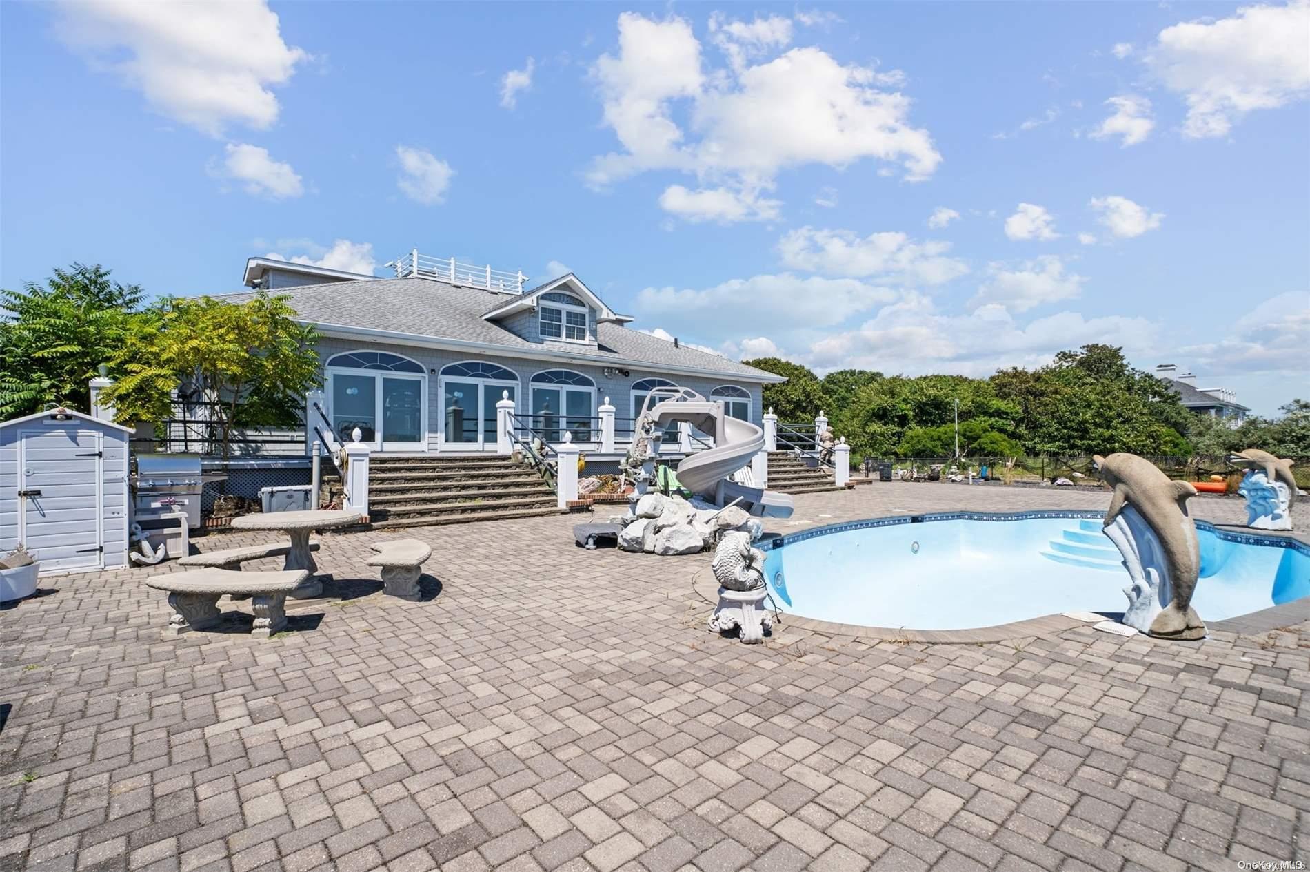 Single Family Old Neck  Suffolk County, NY 11934, MLS-L3571140-21