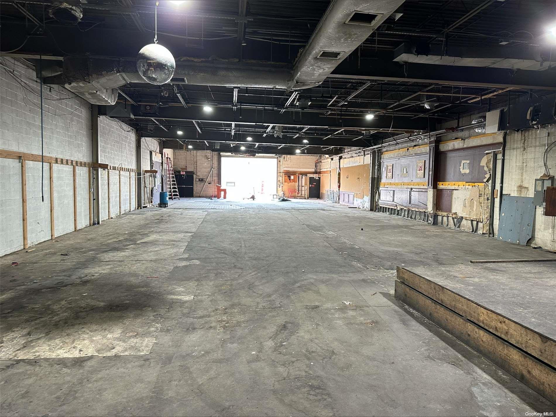 Commercial Lease Canal  Bronx, NY 10451, MLS-L3571206-2