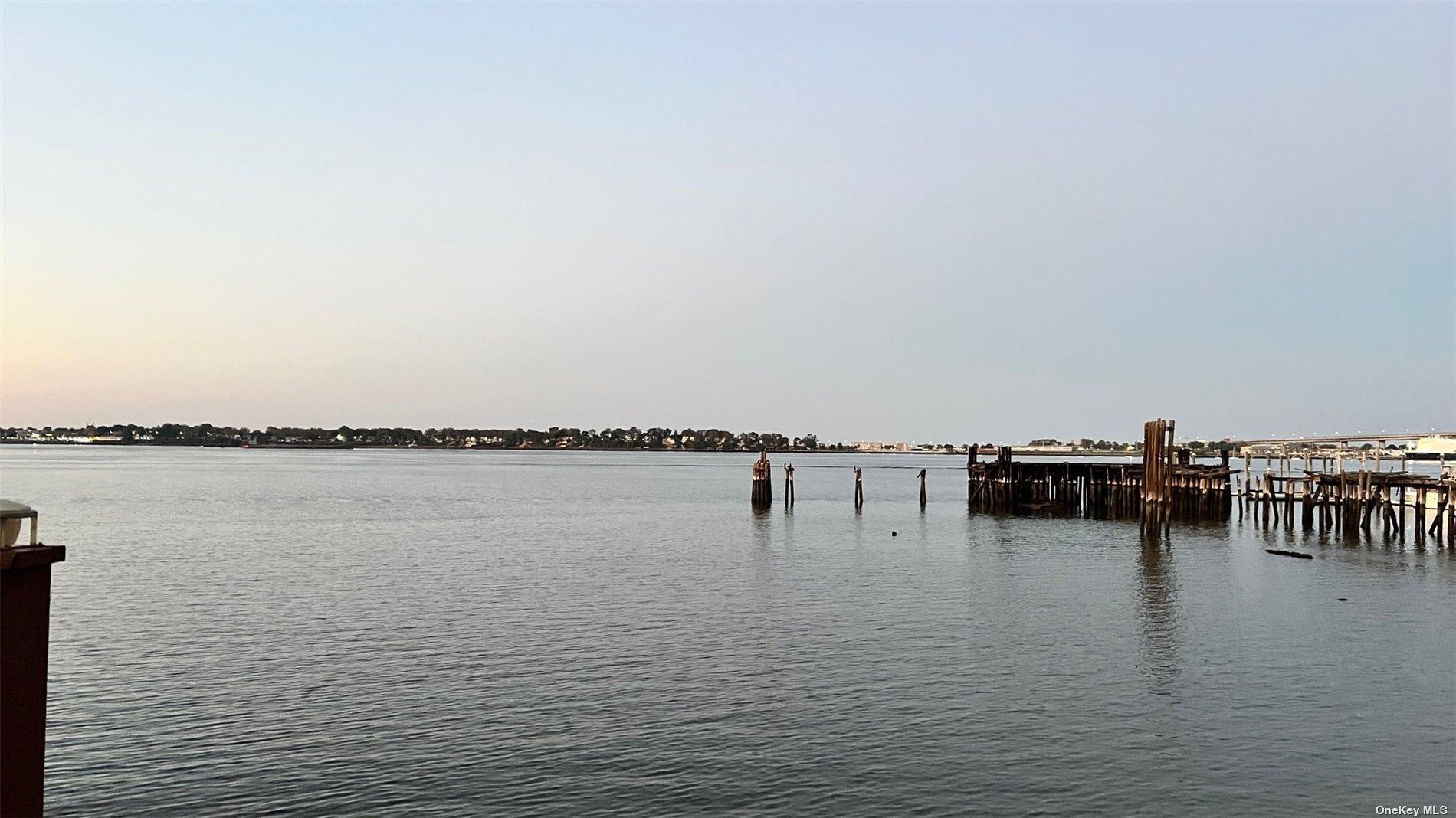 Single Family Powells Cove  Queens, NY 11357, MLS-L3571422-10