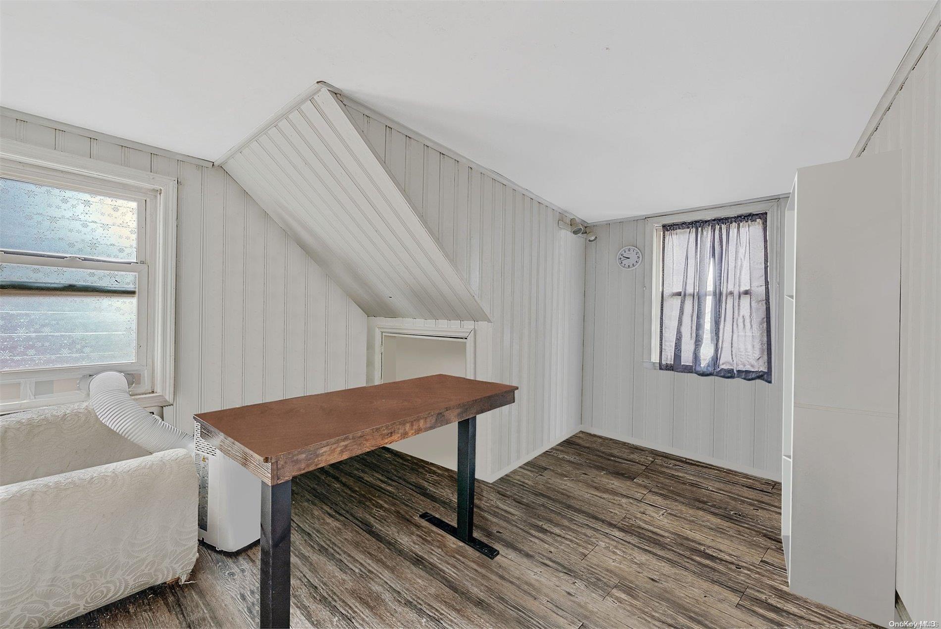 Single Family Ridgewood  Nassau County, NY 11580, MLS-L3571450-10