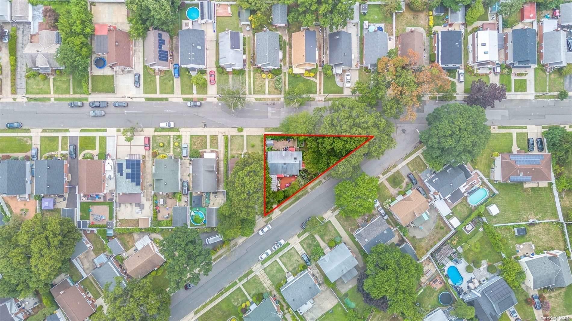Single Family Ridgewood  Nassau County, NY 11580, MLS-L3571450-21