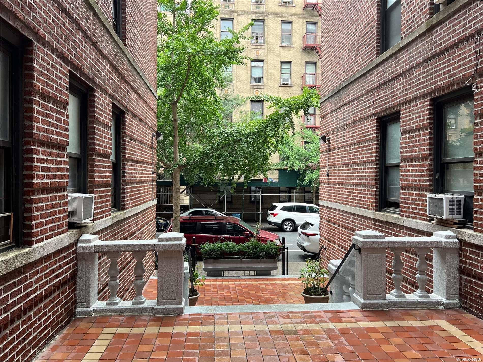Coop Gerard  Bronx, NY 10451, MLS-L3571622-2