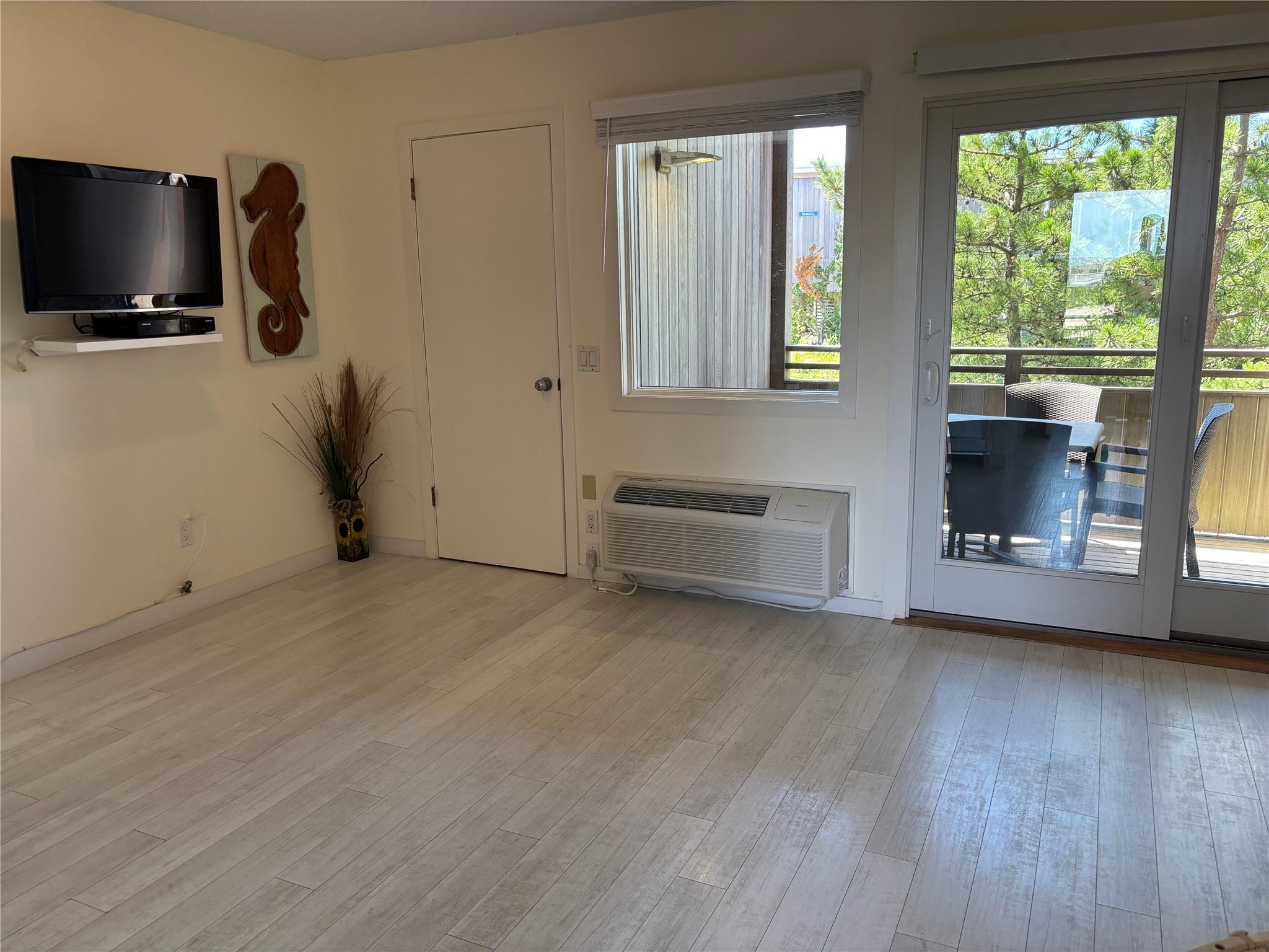 Coop Montauk  Suffolk County, NY 11930, MLS-L3572299-10