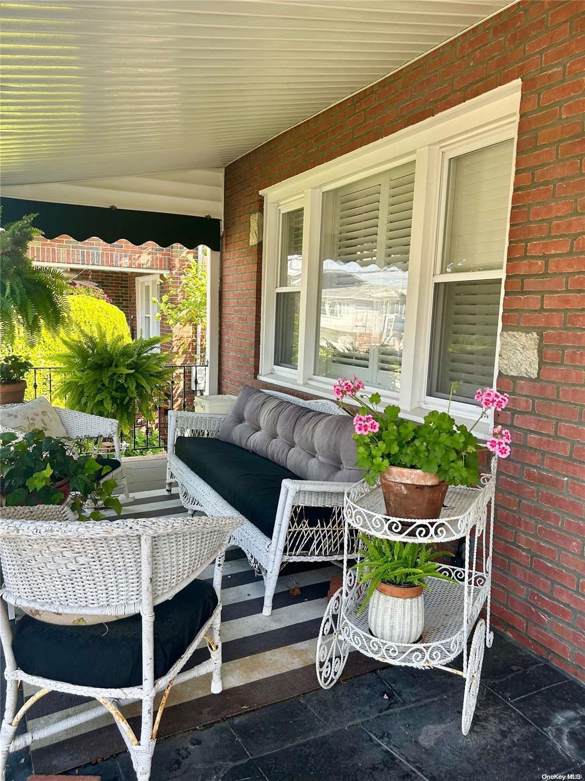 Single Family Beach 140th  Queens, NY 11694, MLS-L3572494-2