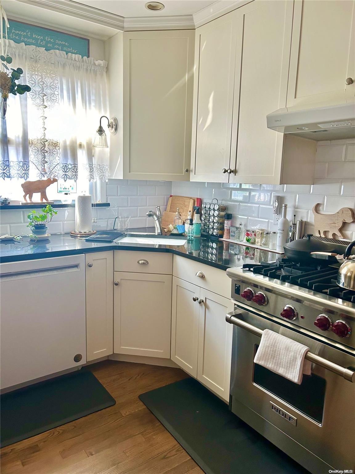 Single Family Beach 140th  Queens, NY 11694, MLS-L3572494-5