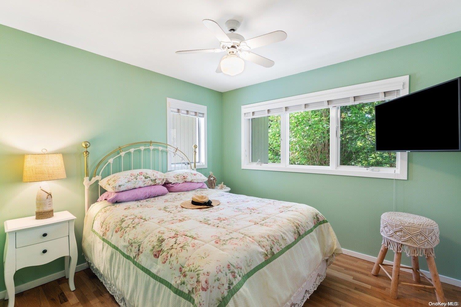 Single Family Broadway  Suffolk County, NY 11706, MLS-L3572618-11