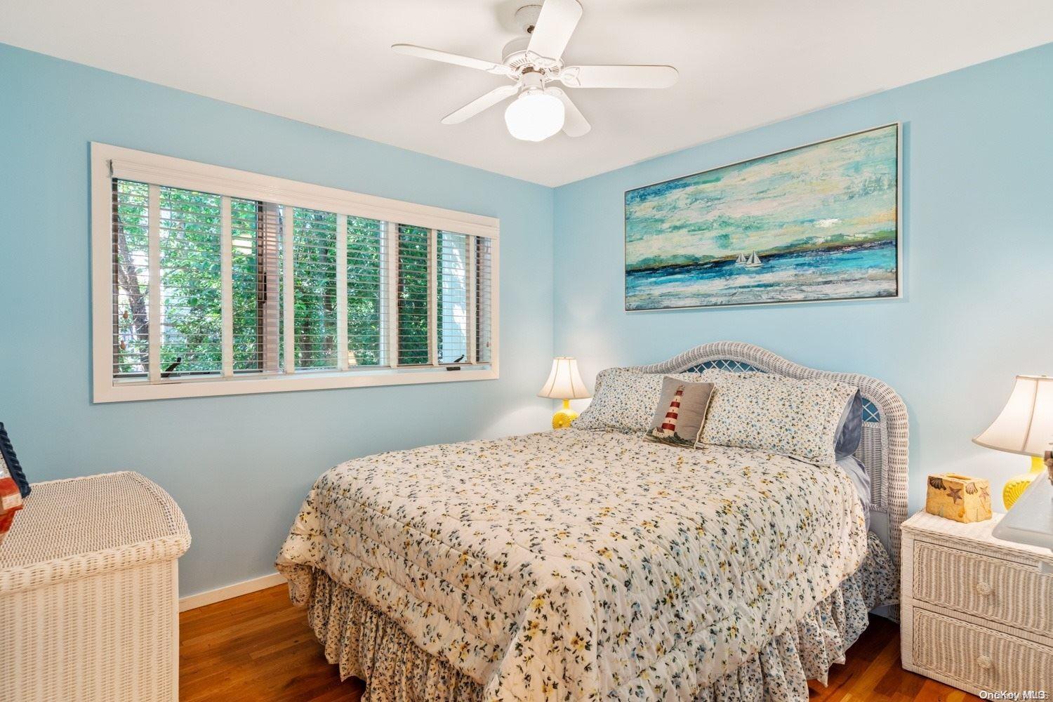 Single Family Broadway  Suffolk County, NY 11706, MLS-L3572618-9