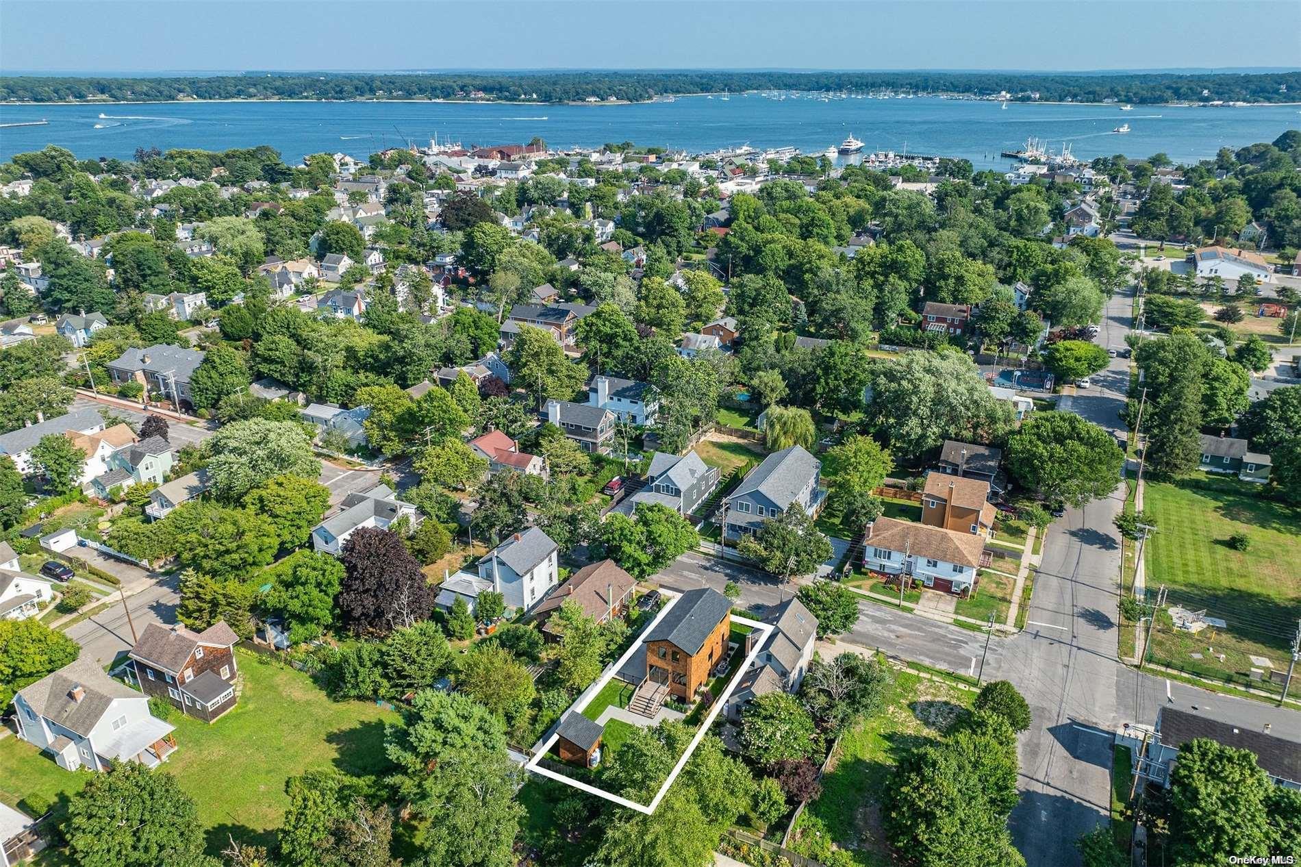 Single Family North  Suffolk County, NY 11944, MLS-L3572634-28