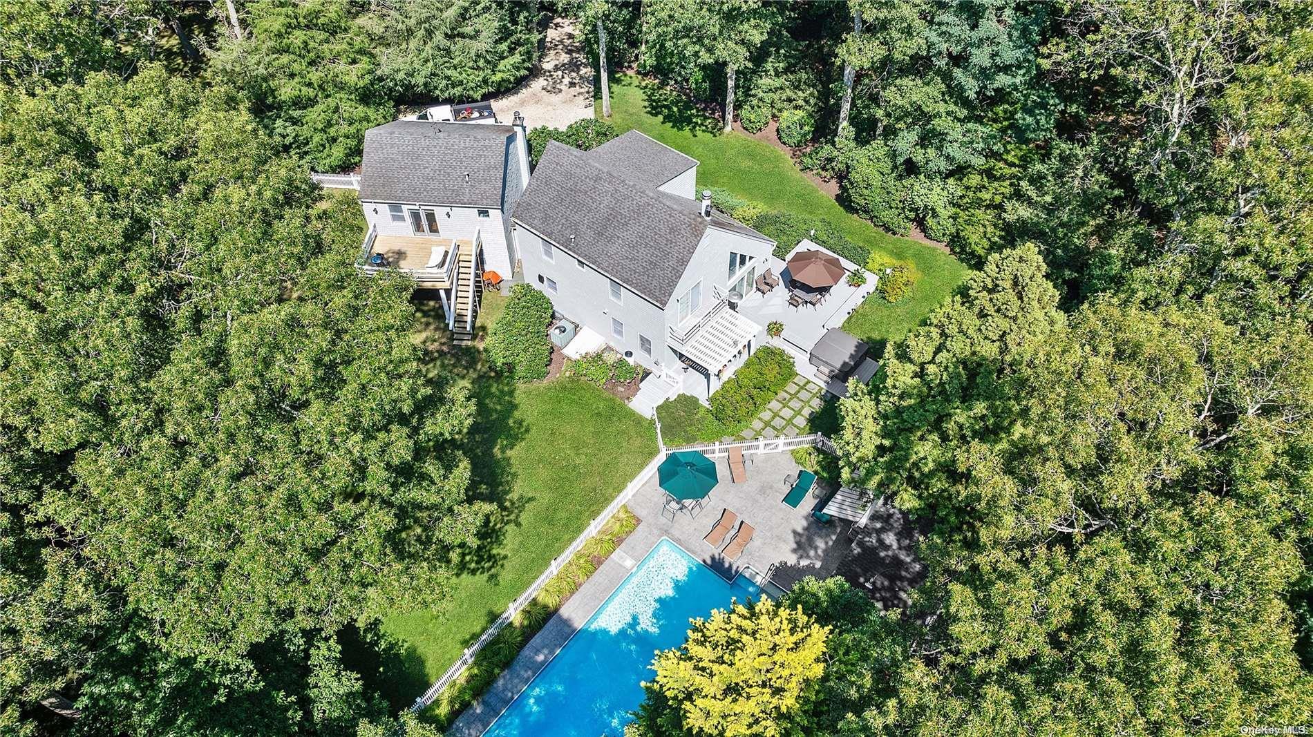 Single Family Seven Ponds Towd  Suffolk County, NY 11968, MLS-L3572705-21