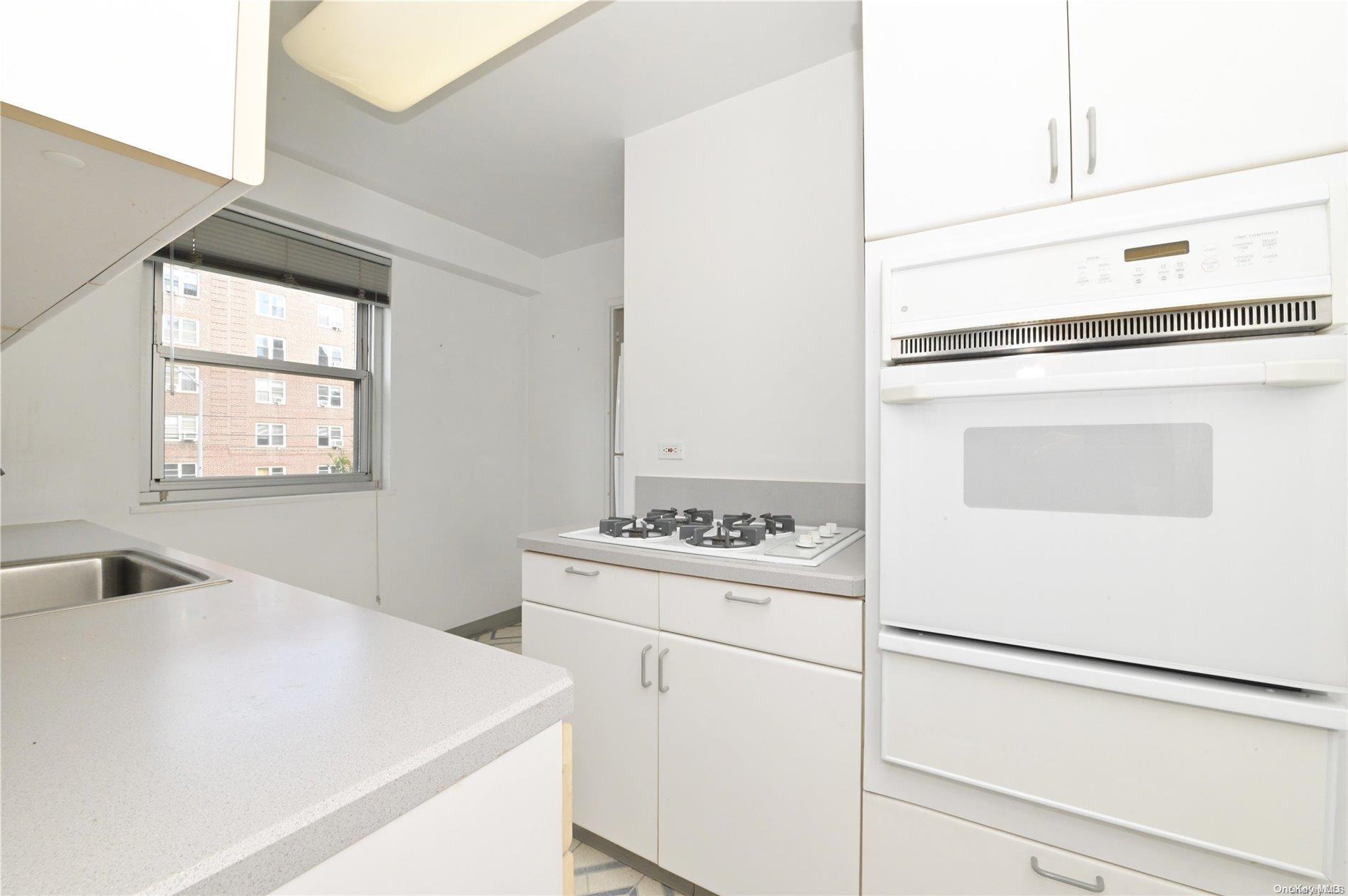 Coop Queens Blvd. Queens, NY 11375, MLS-L3572877-18