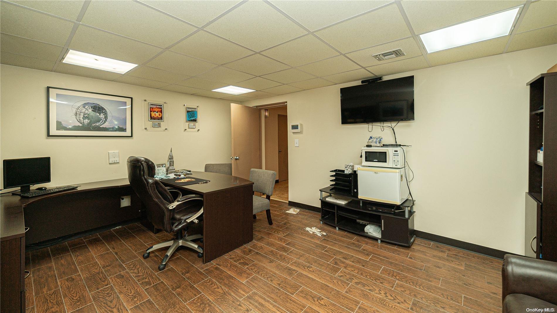 Single Family 104th Street  Queens, NY 11368, MLS-L3572888-10