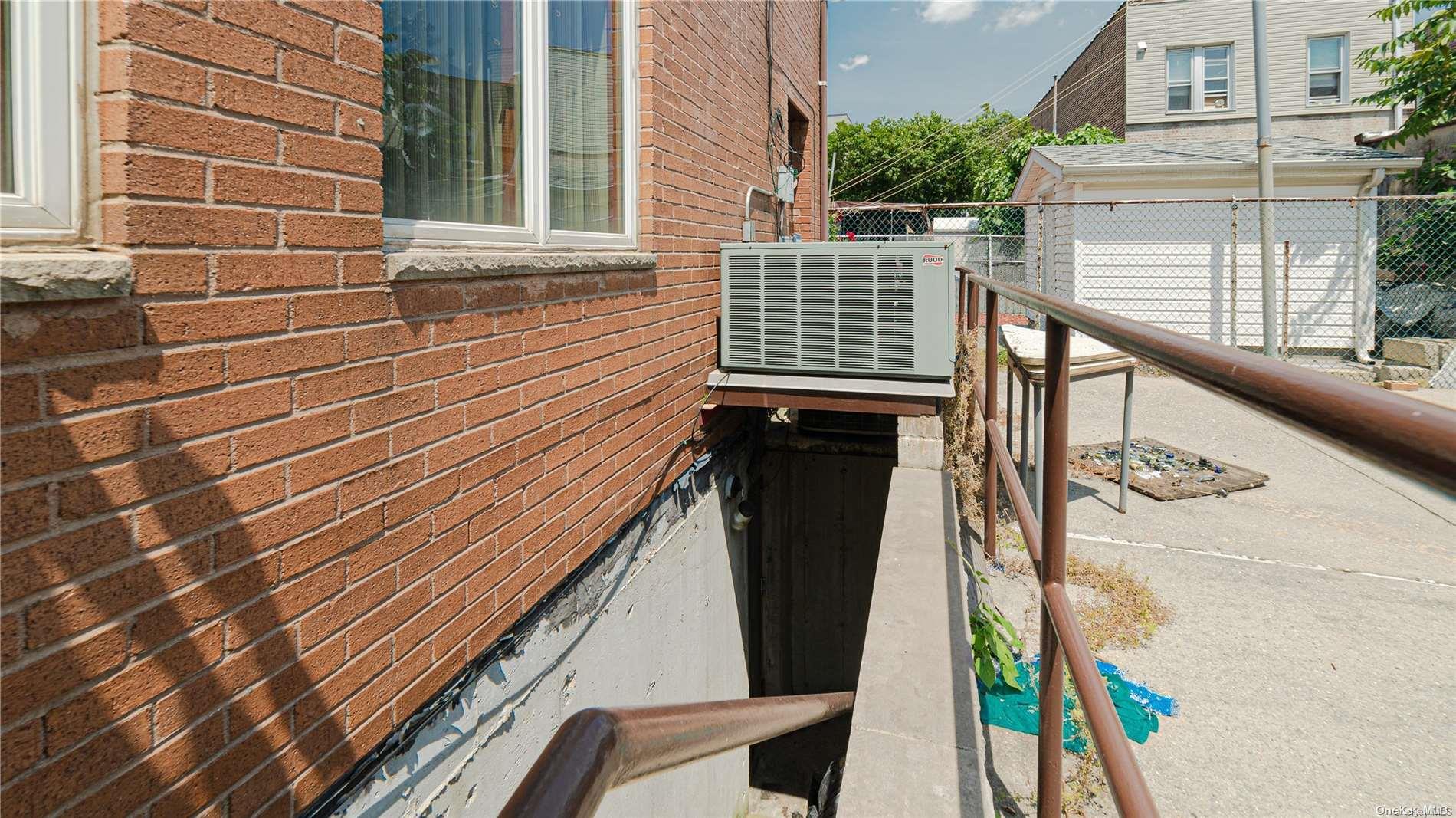 Single Family 104th Street  Queens, NY 11368, MLS-L3572888-30